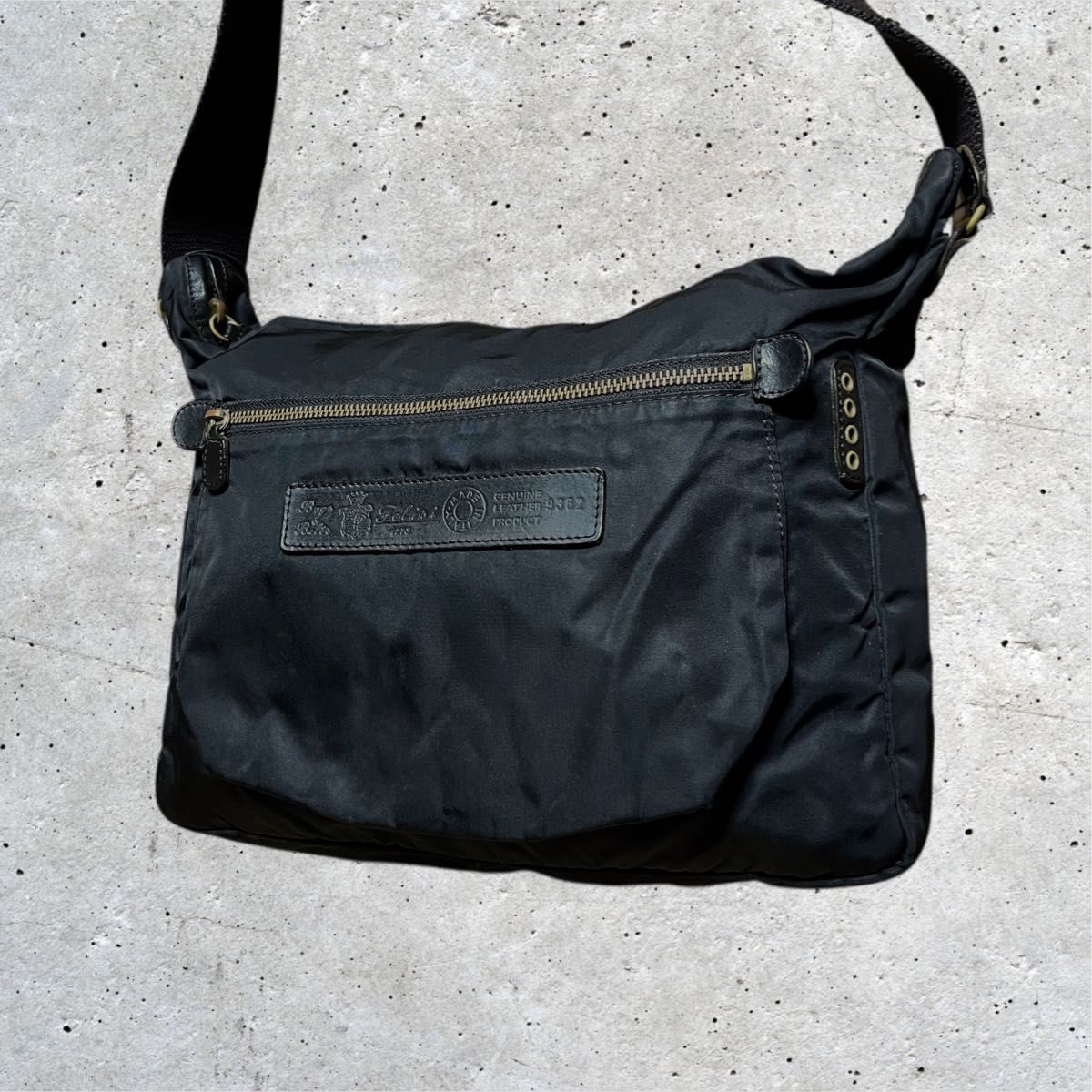 美品 Felisi フェリージ ショルダーバッグ 9362/DS ナイロン レザー
