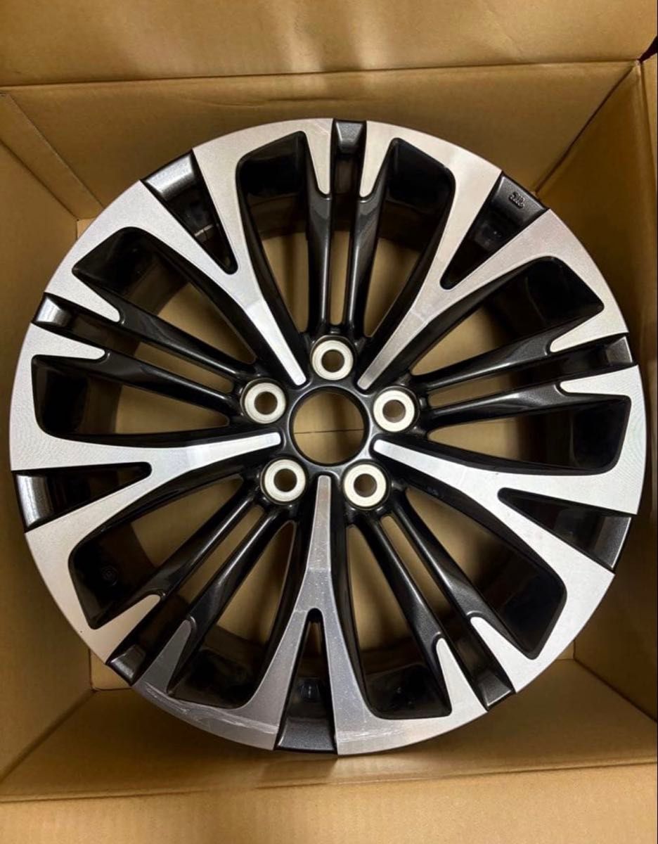 トヨタ ヤリスクロス純正18インチアルミホイール｜Yahoo!フリマ（旧