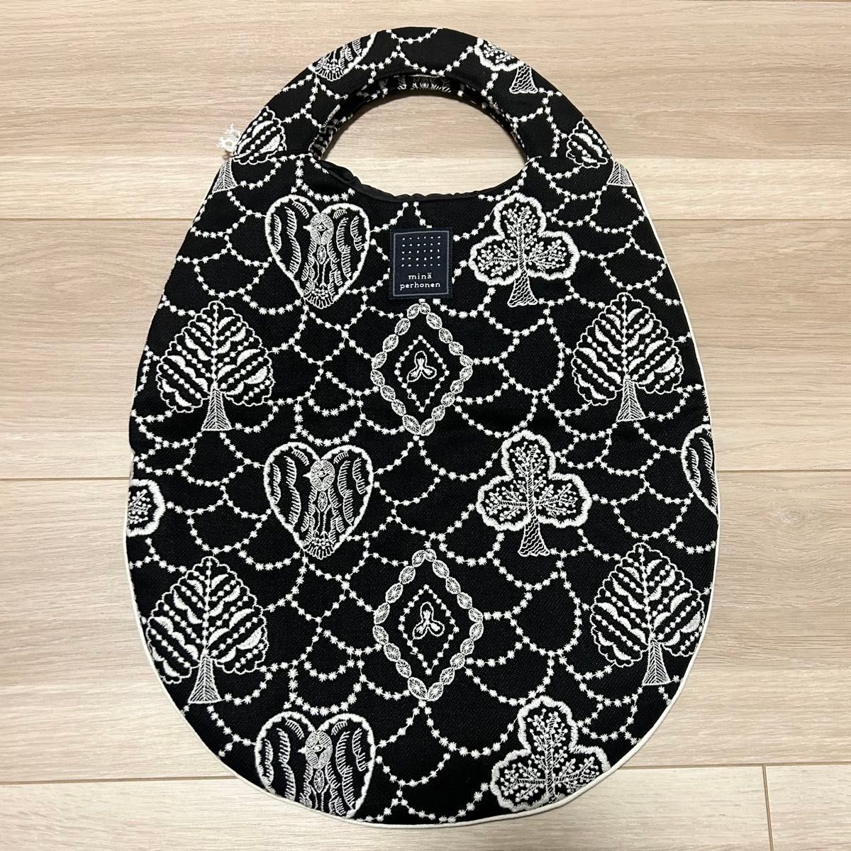 新品未使用品】ミナペルホネン エッグバッグ egg bag フォレストカード