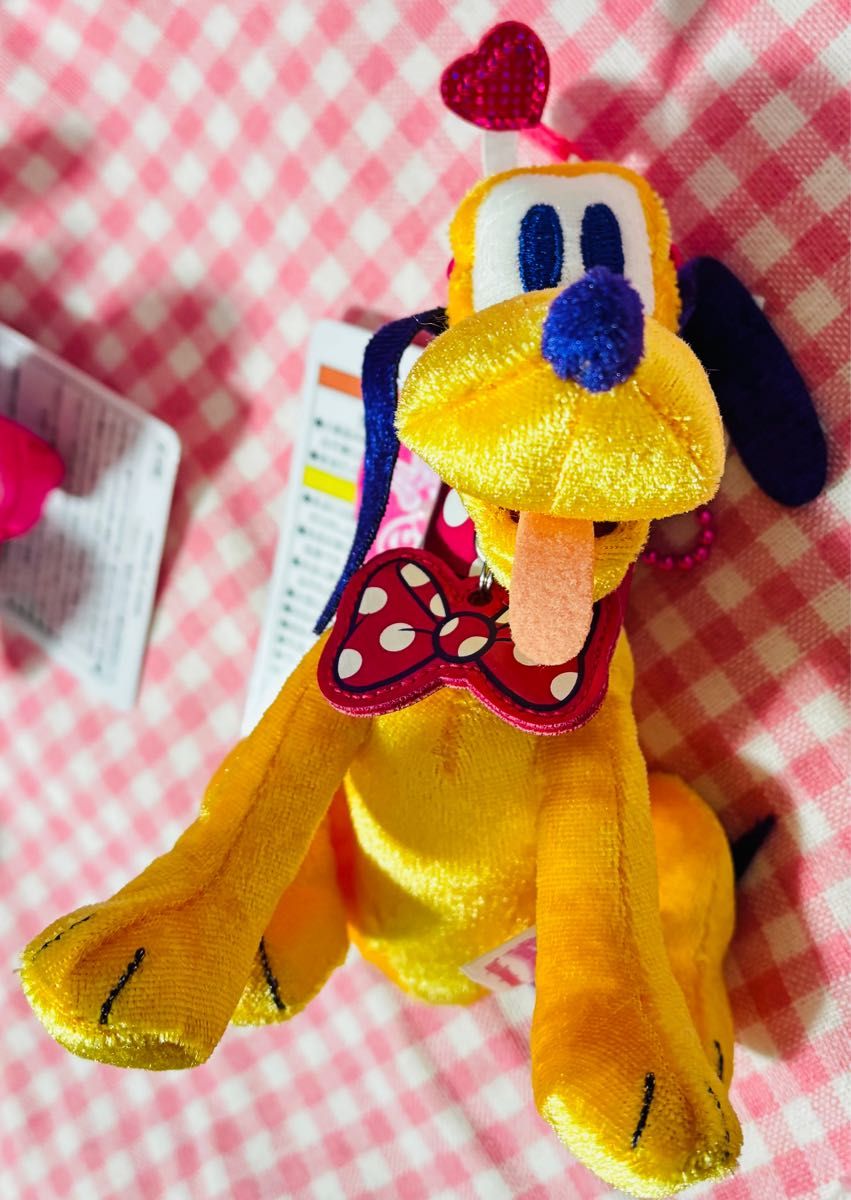 ミニー ミッキー プルート ぬいぐるみバッジ ミニーのファンダーランド