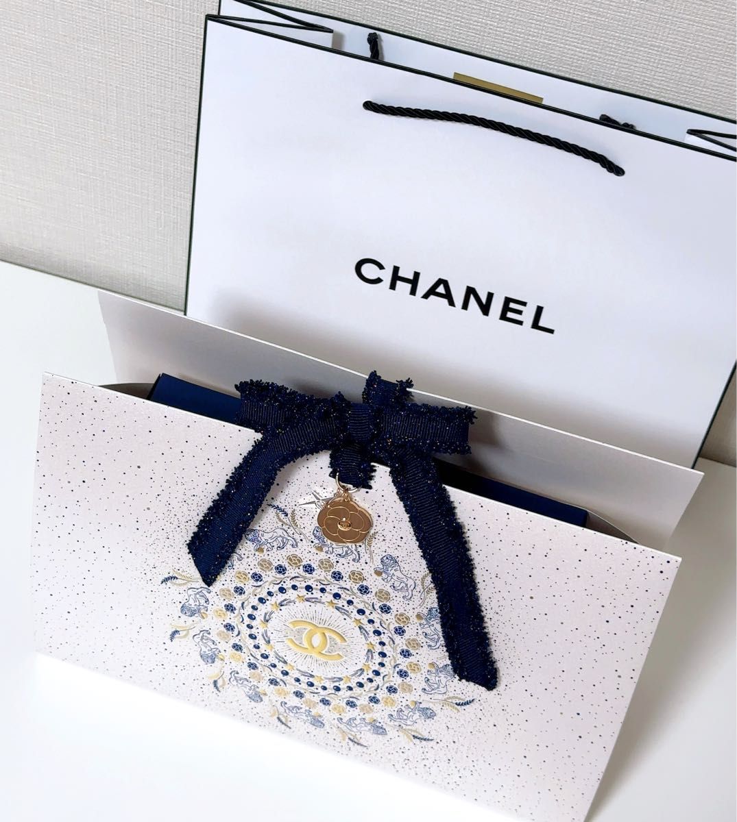 シャネルクリスマスコフレリップアンドネイルケアショッパー限定