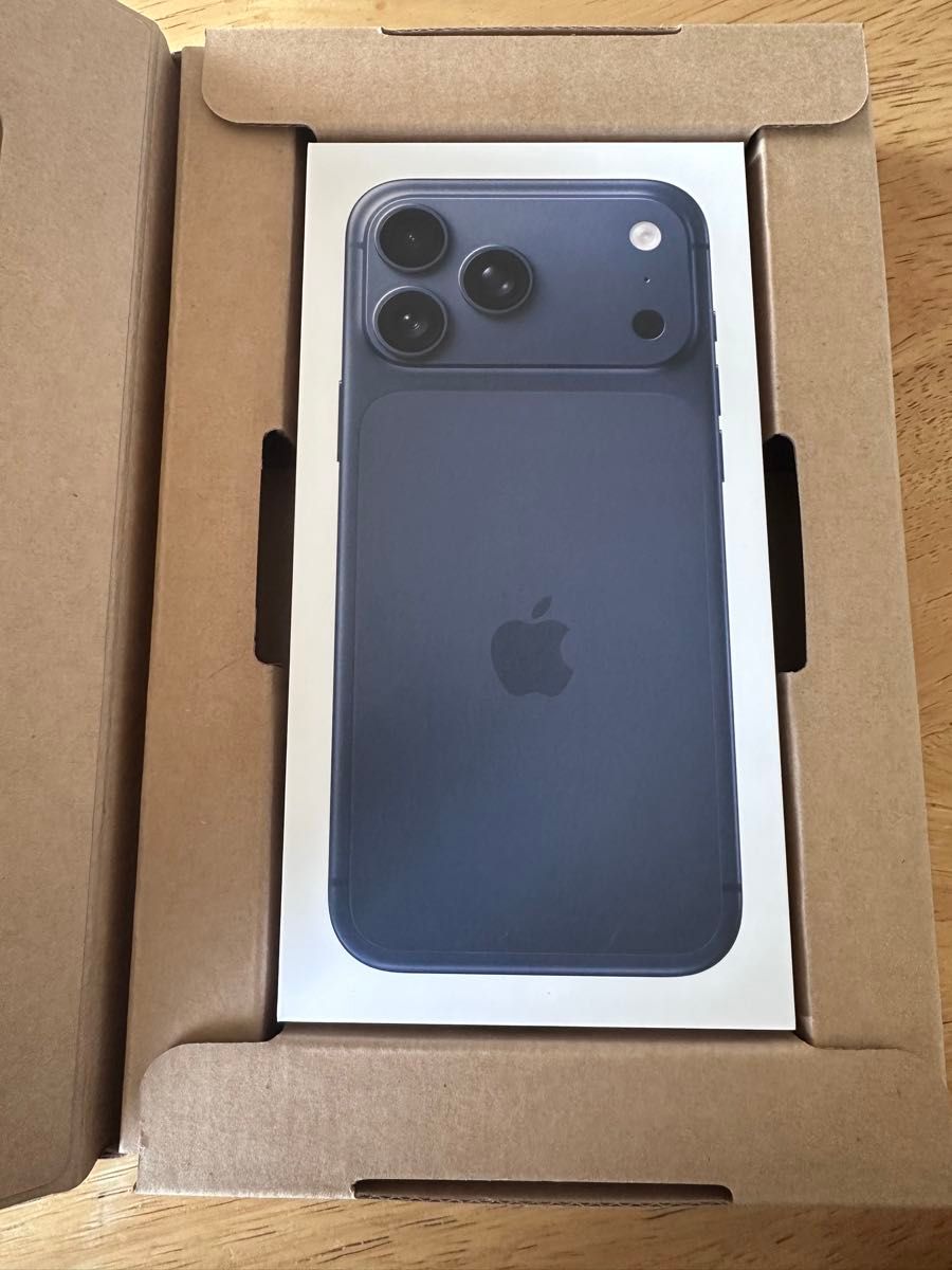 新品 未使用 未開封 iPhone 17 Pro Max 256GB ディープブルー 一括購入