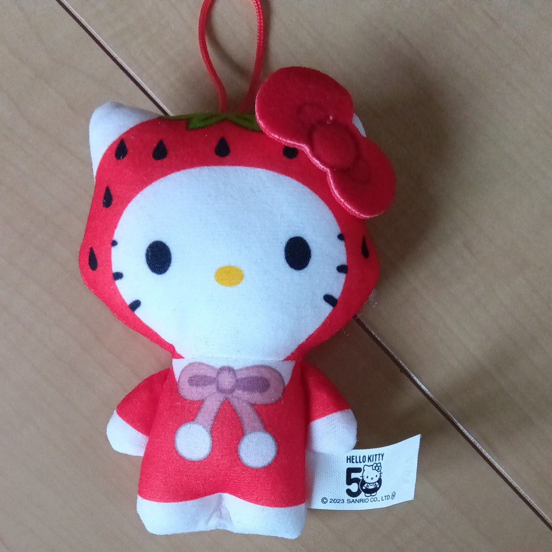 ハローキティ 50周年 いちご マスコット ストラップ ご当地キティ川越