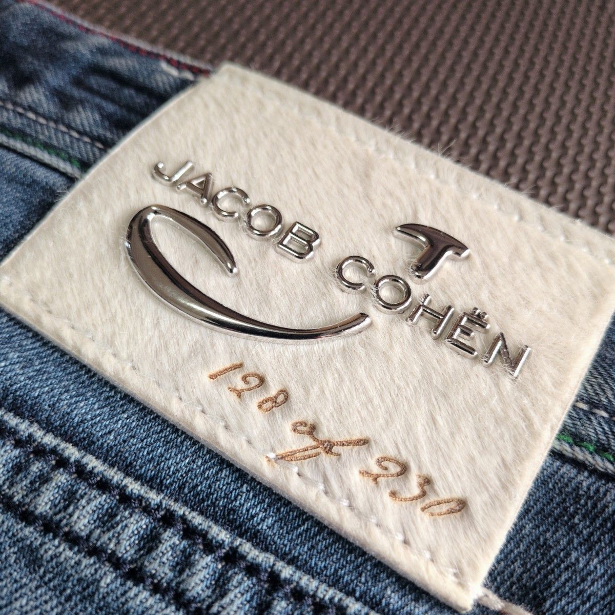 限定モデル 希少】ヤコブコーエン J688 Limited W30 デニム 希少 世界