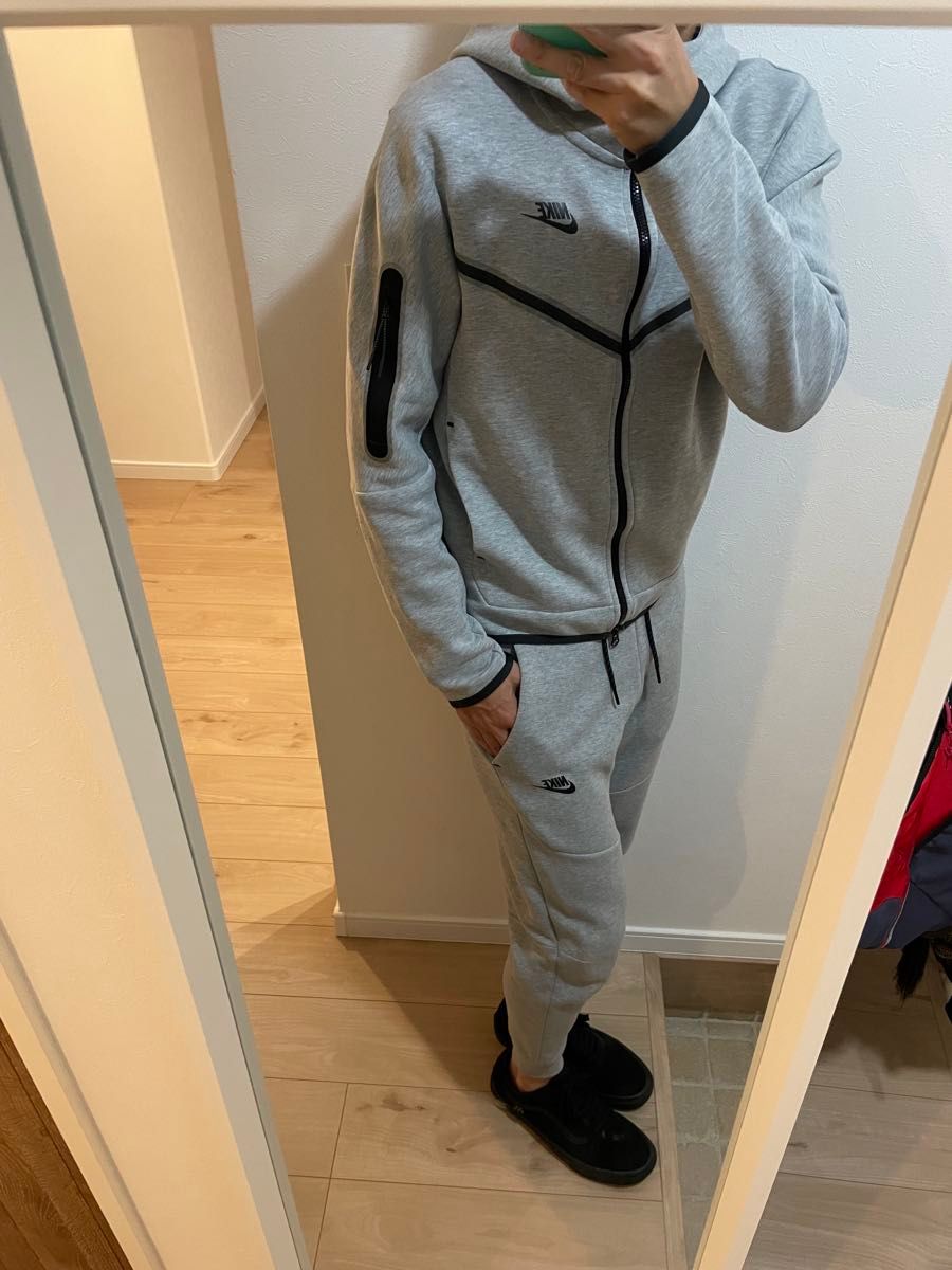 ナイキテックフリース セットアップ 上下セット Mサイズ グレー 廃盤品