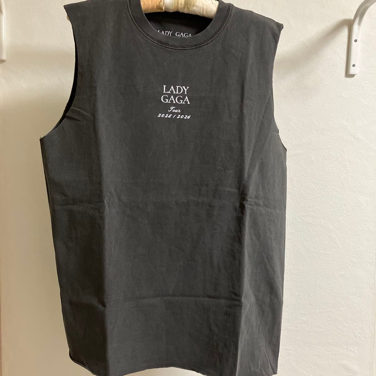 LADY GAGA ツアー2025/2026ノースリーブTシャツ Lサイズ｜Yahoo!フリマ