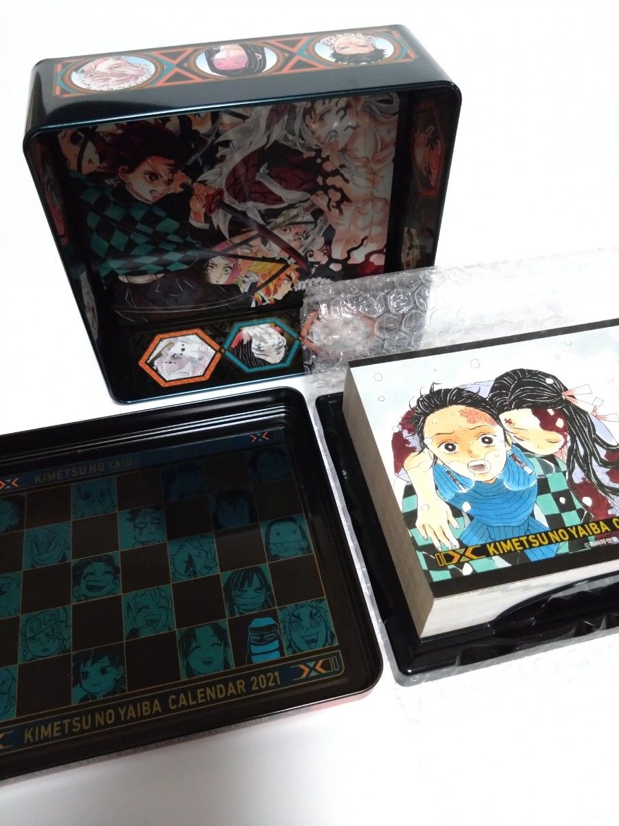 希少品 】鬼滅の刃 コミックカレンダー2021 特製缶入り 日めくり