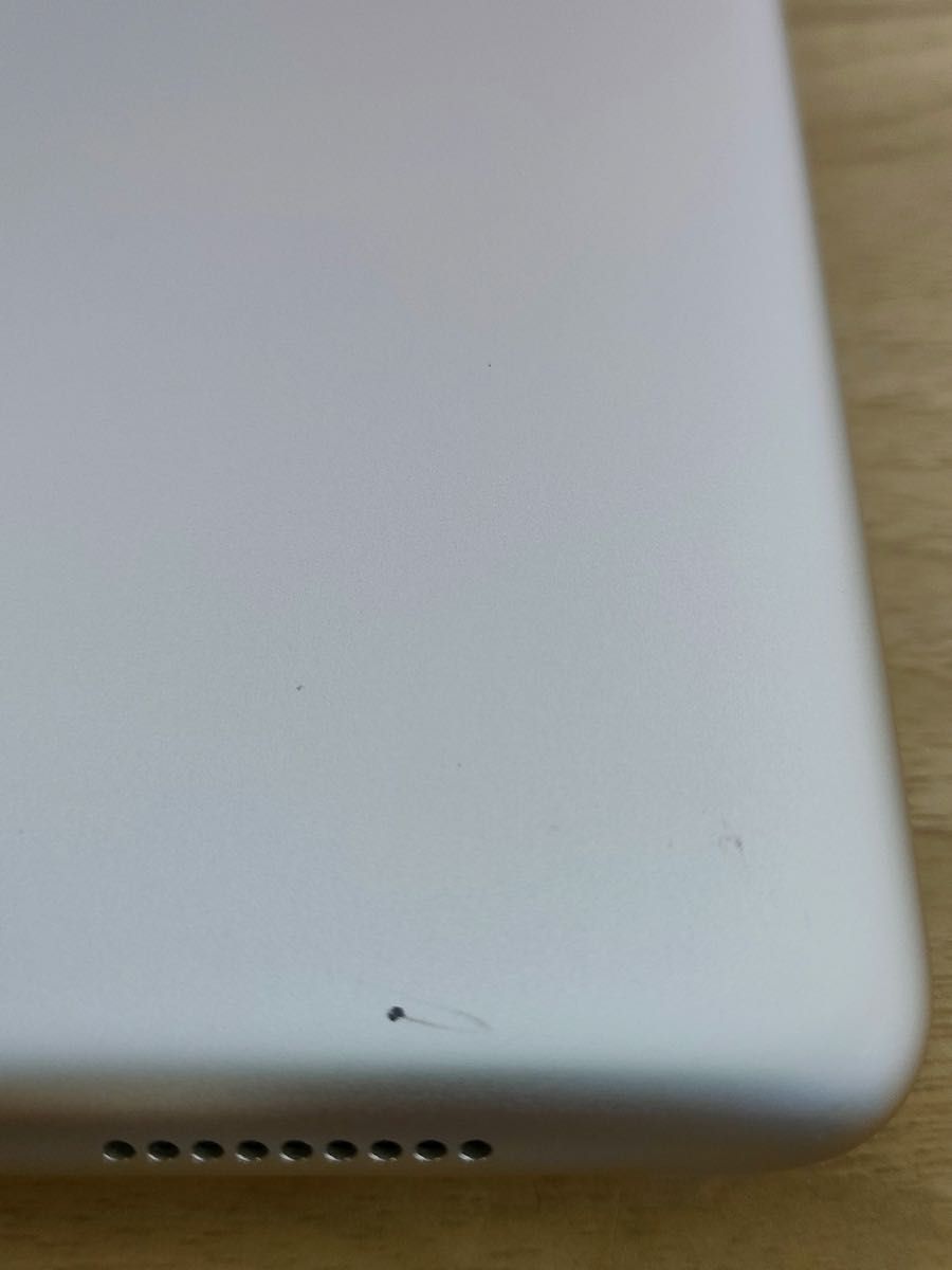 iPad Pro 12 9インチ 第1世代 Wi-Fiモデル 128GB ゴールド ML0R2J/A