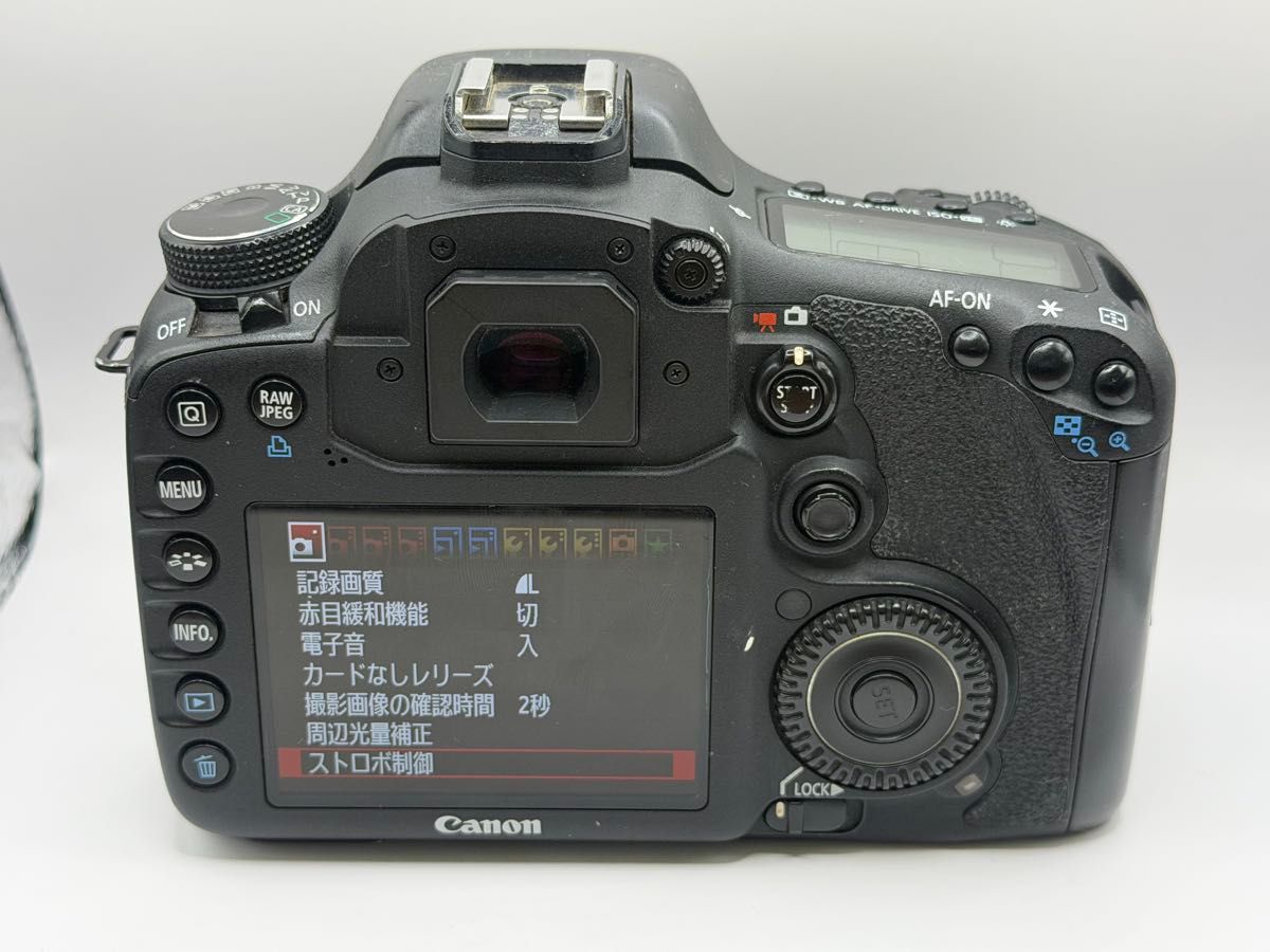 Canon EOS 7D ボディ 電源投入OK、シャッターOK Canon EOS 7D ボディ