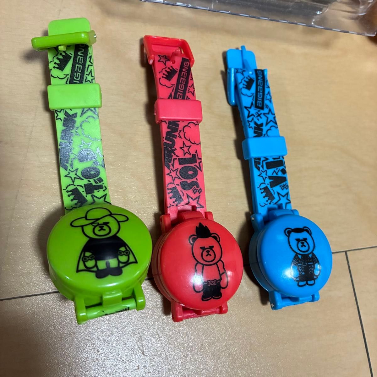 BIGBANG ペンライト 王冠 ボイスキーホルダーぬいぐるみ トランプ