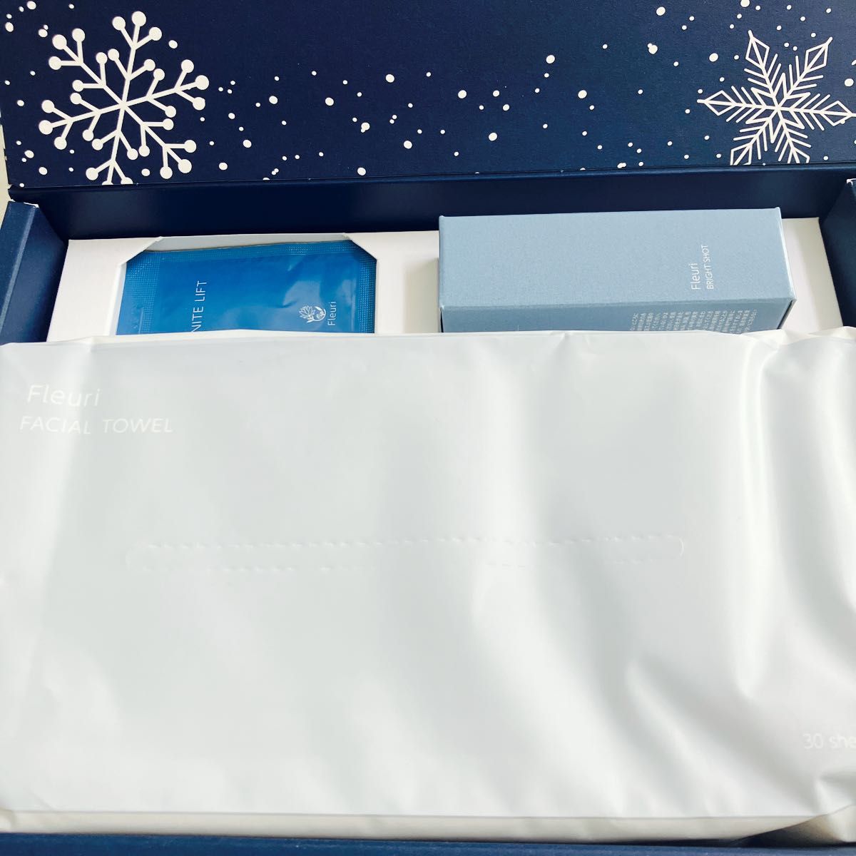 限定 Fleuri フルリ 素肌美のケアセット+クリスマスコフレ