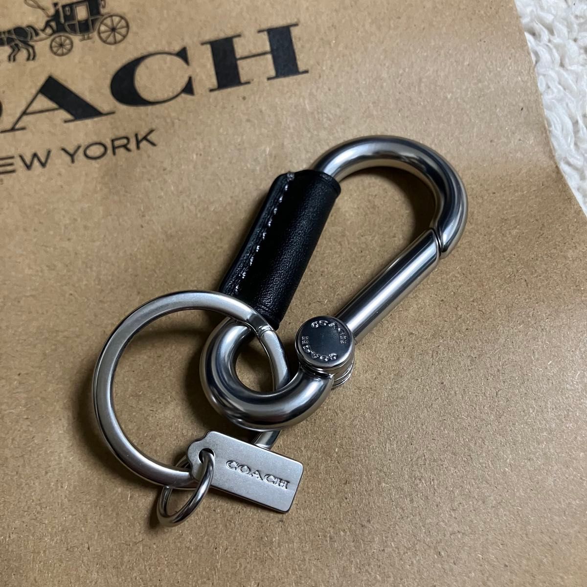 新品未使用】COACH コーチ カラビナ キーホルダー キーリング ブラック