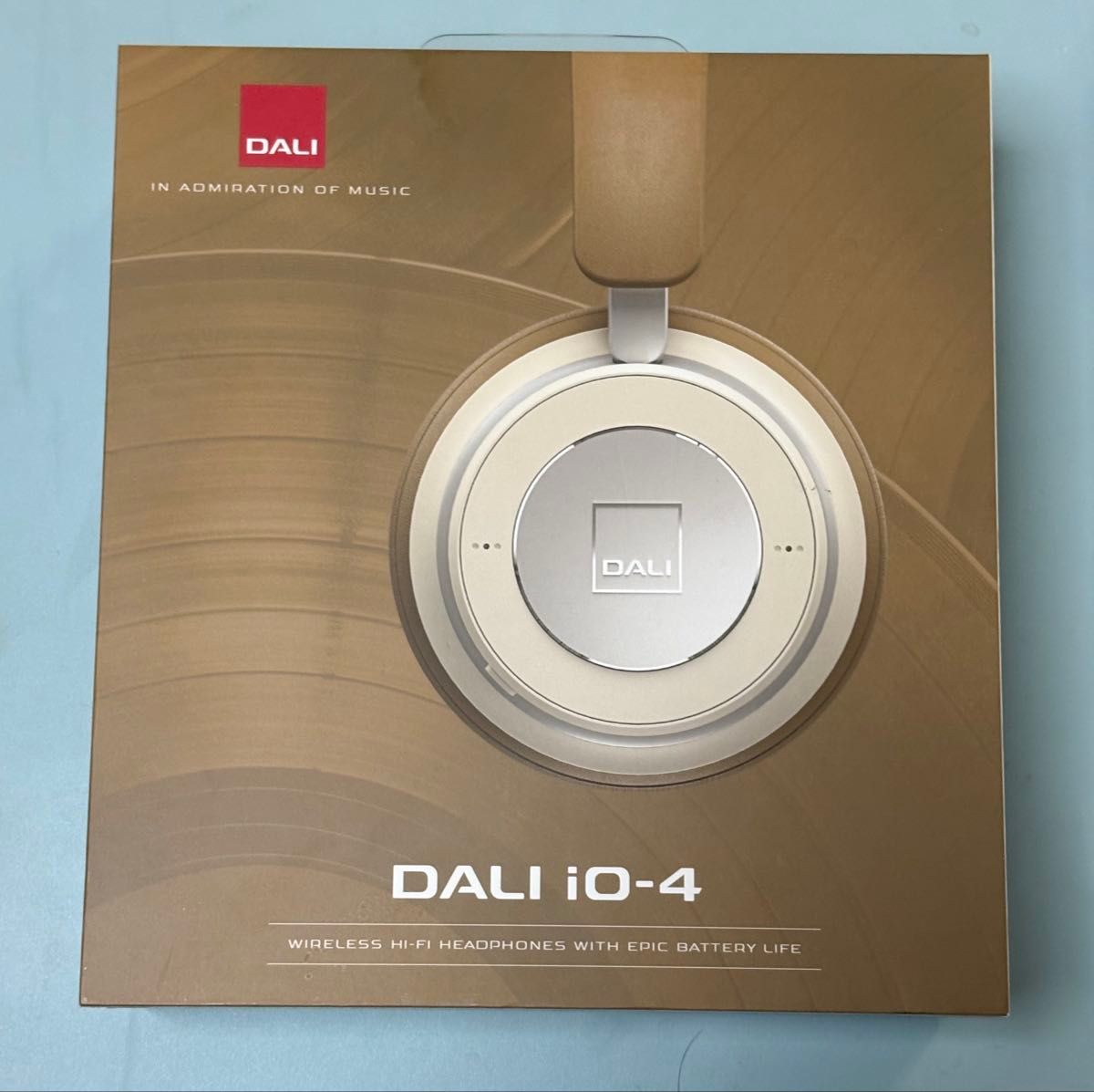 IO4/CW （キャラメル・ホワイト） DALI ブルートゥースヘッドホン IO4