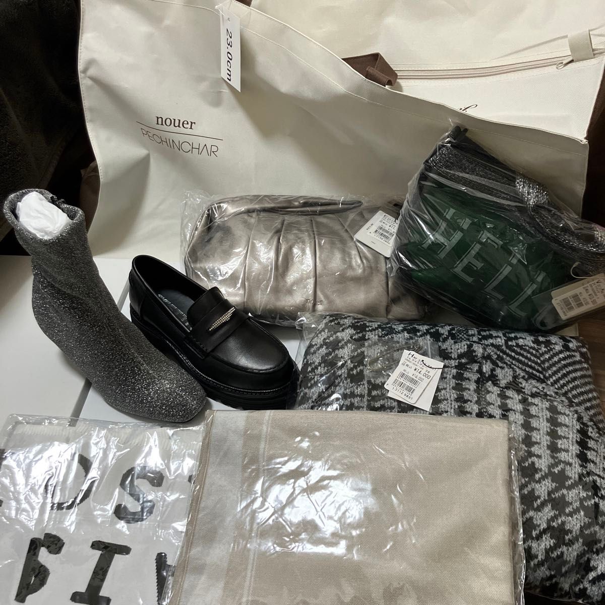 タグ付き新品未使用】ヤマダヤ 福袋 靴 バッグ s 23センチ 2026｜Yahoo