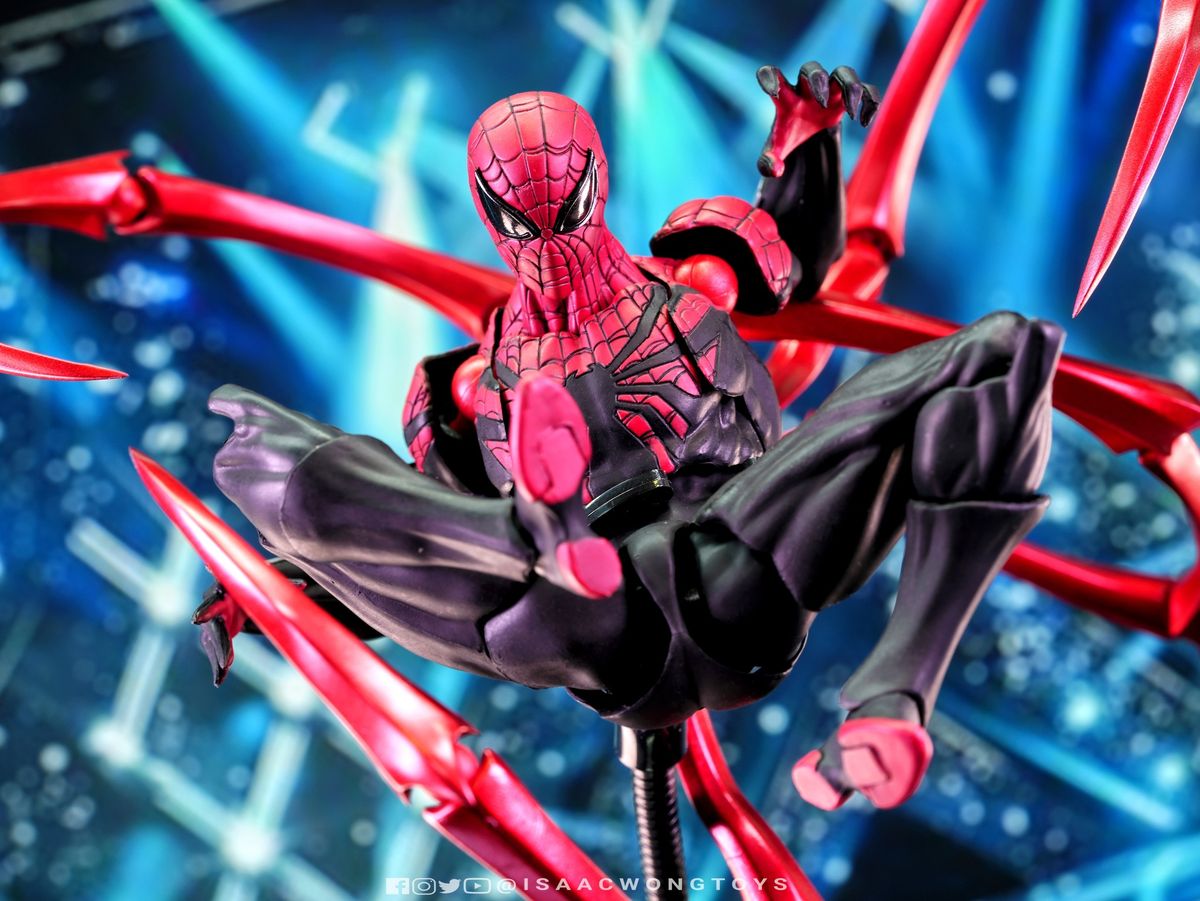 MESS TOYS製のスーペリア・スパイダーマン1/12スケール新しい未開封
