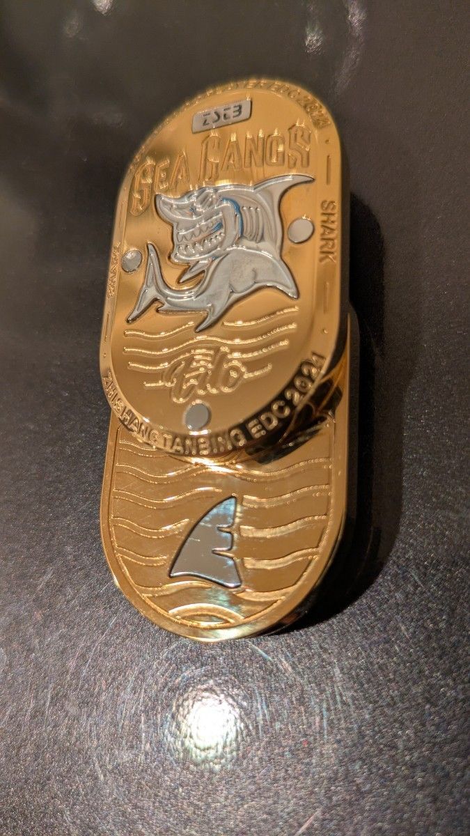 新品未使用】Sharkスライダー GOLD フィジェットトイ EDC｜Yahoo