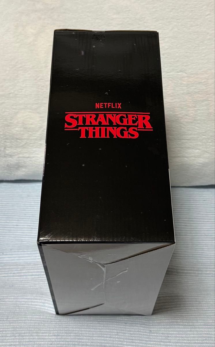 一番くじ ストレンジャー・シングス】A賞 リバーシブルロゴフィギュア