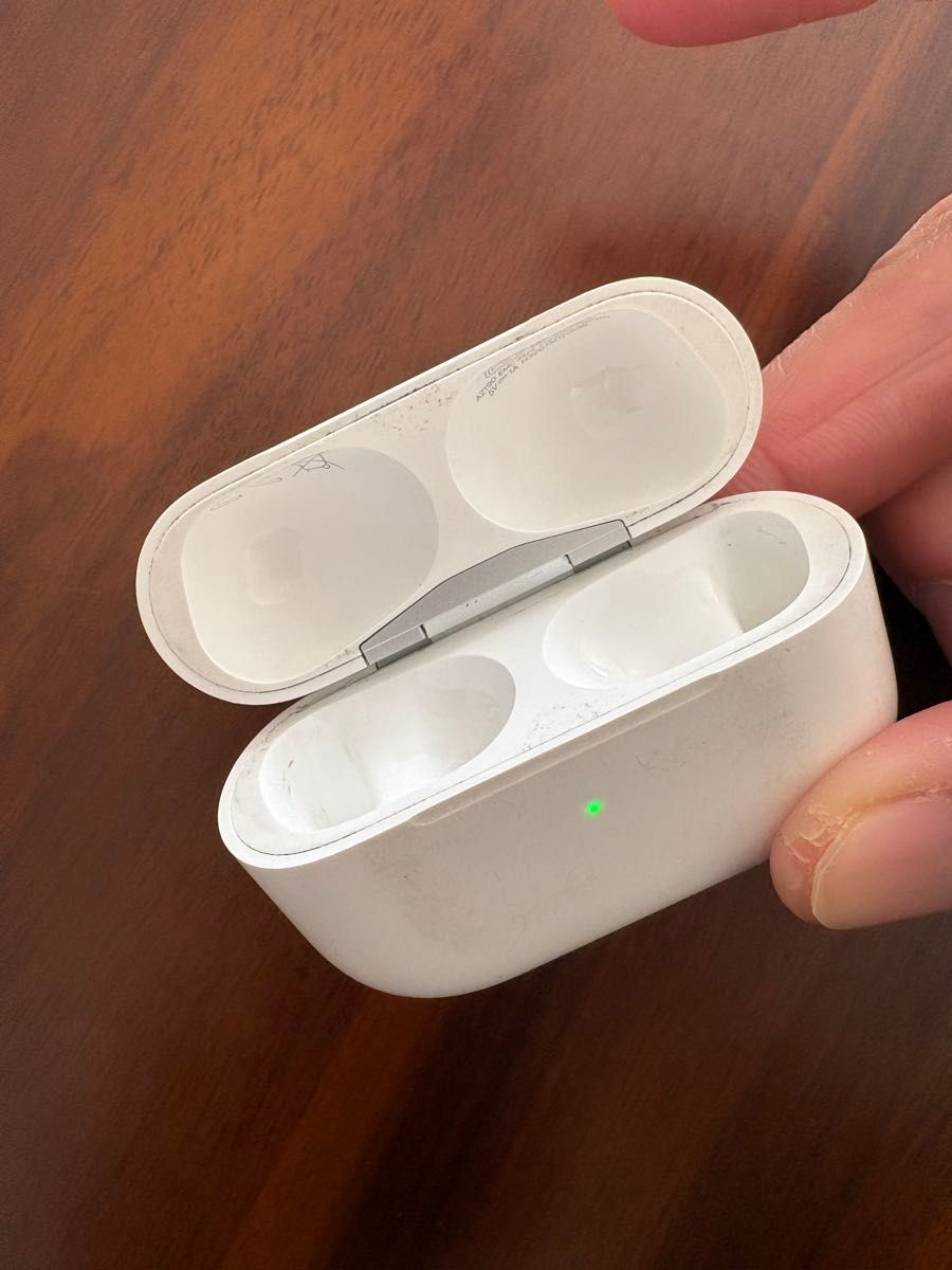 AirPods Pro 第1世代（MWP22J/A）純正品 ケース・両耳セット｜Yahoo
