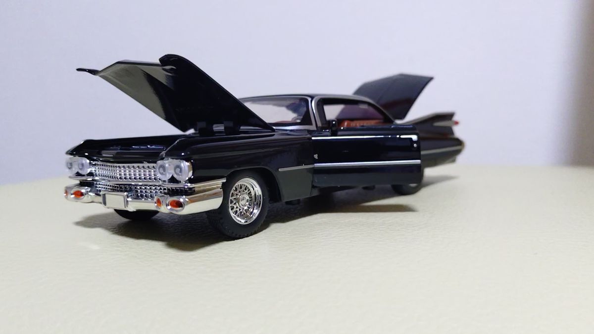 1/64 JOHNNY LIGHTNING 1959 Cadillac Eldorado Convertible (ピンク
