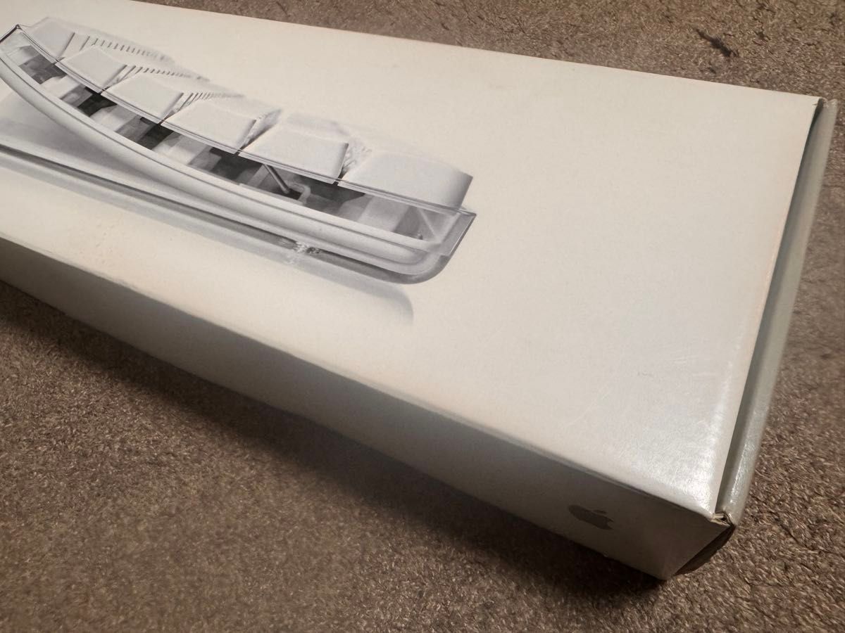 Apple アップル純正 キーボード M9034J/A ホワイト 有線 完全新品 未