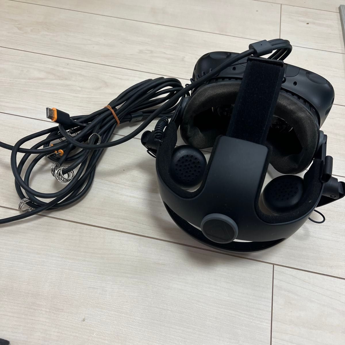 HTC VIVE VRゴーグル ヘッドセット 99HALN051-00 HTC VIVE VRゴーグル