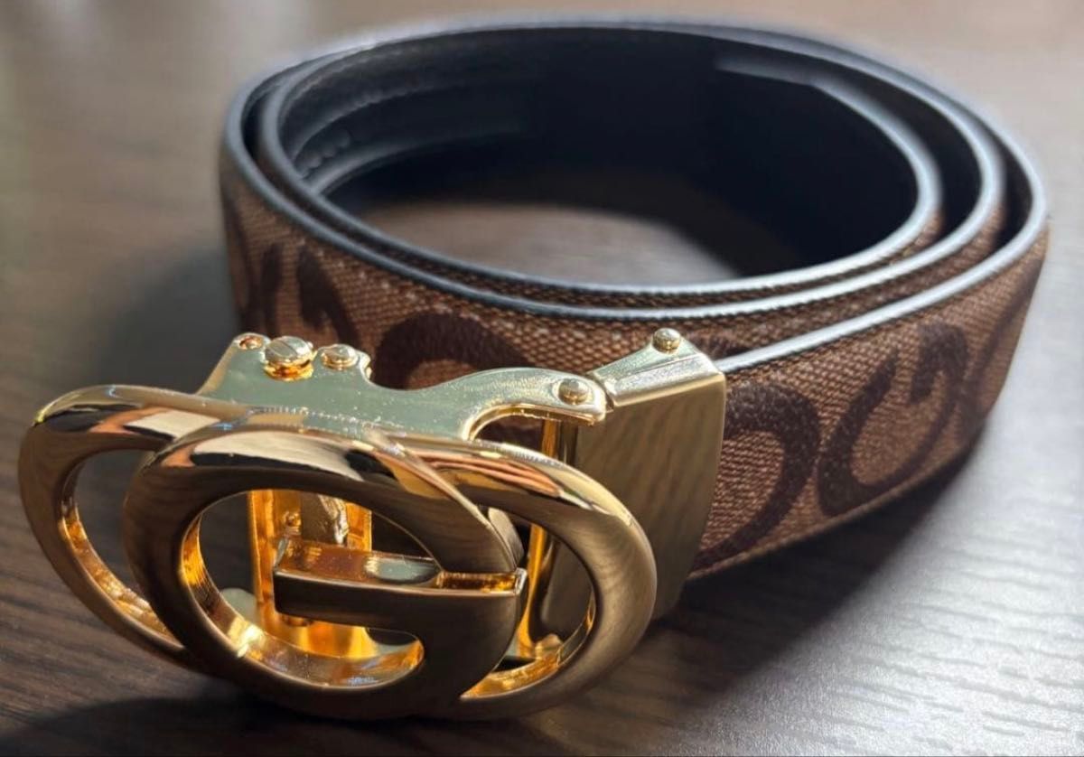 GUCCI GGロゴバックルベルト ブラウン値下げ希望の方はコメン Gベルト