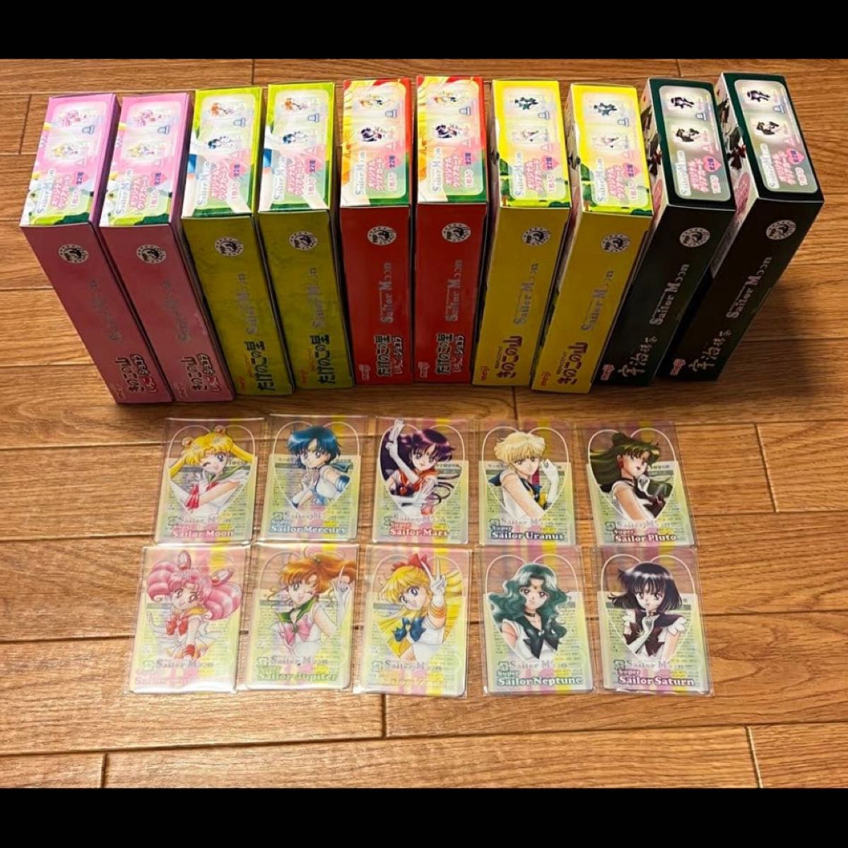 本日発送】美少女戦士セーラームーン×明治コラボ クリアカードと箱