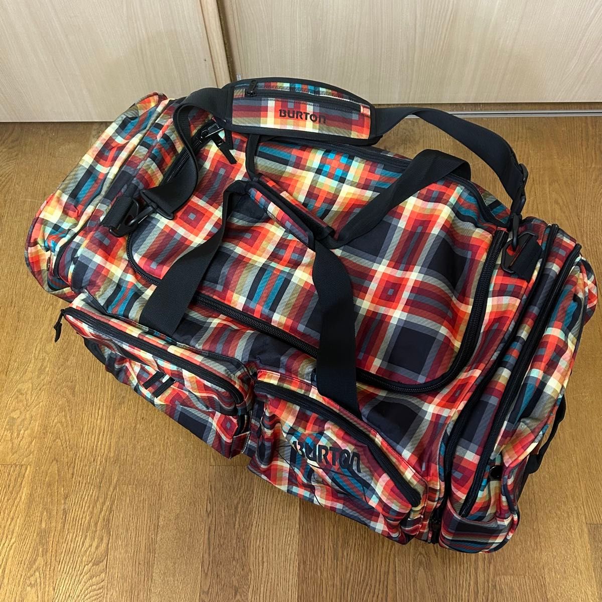 BURTON スノーボード スキー ボストンバッグ チェック柄 特大サイズ