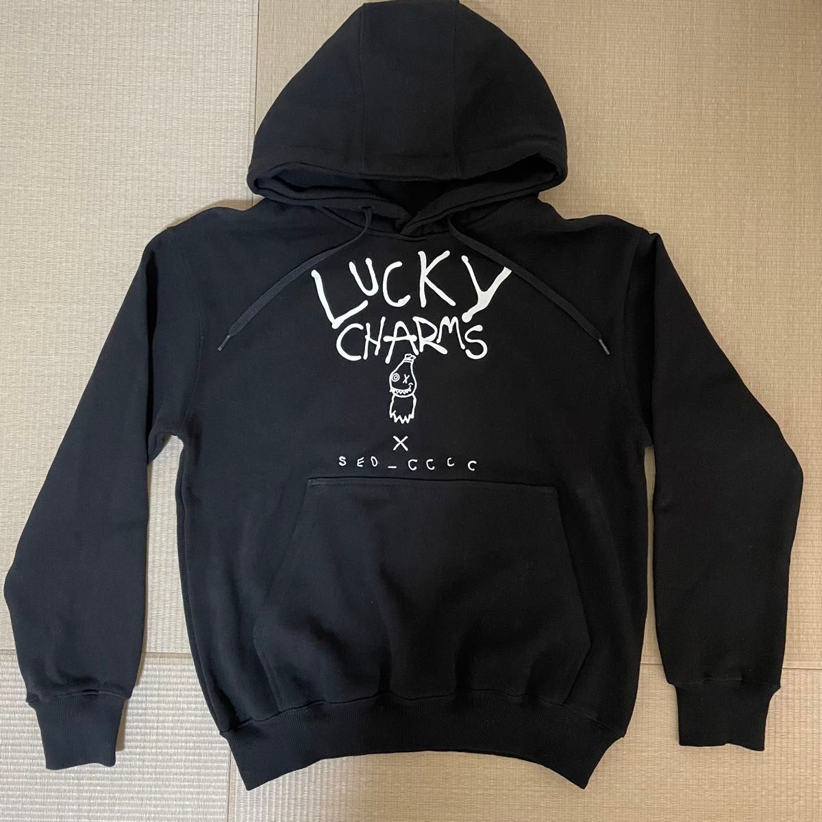 美品 ソイングク×LUCKYCHARMS コラボ パーカー Fサイズ 黒｜Yahoo