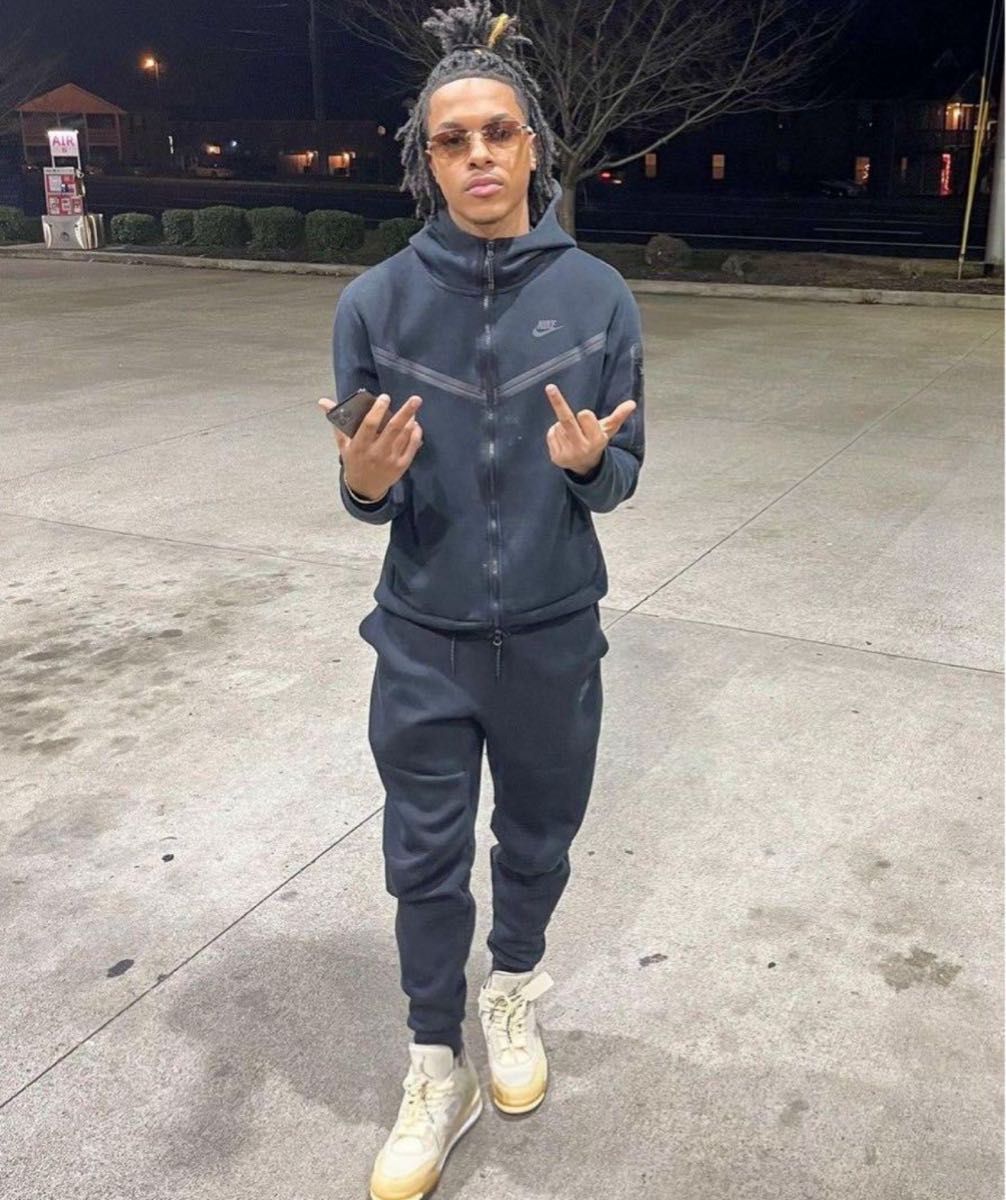 新品 ブラック メンズM/S テックフリース セットアップ NIKE 廃盤