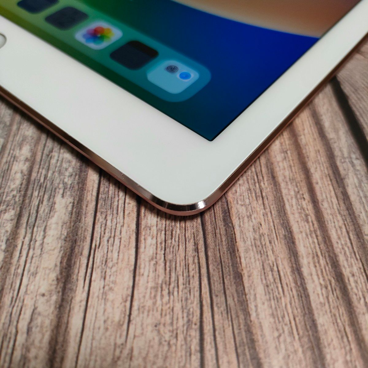 iPad Pro 9 7インチ ピンク 32GB SIMフリー 美品｜Yahoo!フリマ（旧