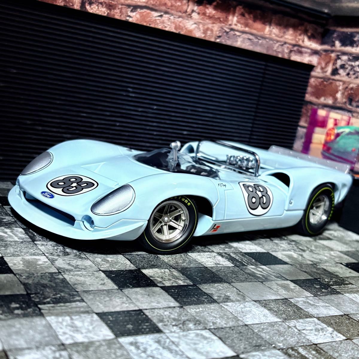 国内未入荷 2004台限定 1/18 GMP ローラ T70 Mk 2 スパイダー 1966 A J