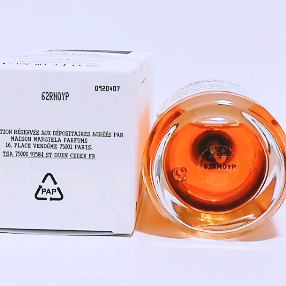 廃盤 メゾンマルジェラ レプリカ ウィスパー インザライブラリー 100ml