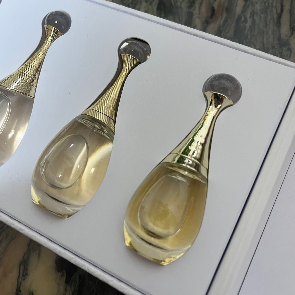 Dior ジャドール ミニ香水4本セット ディスカバリーキット｜Yahoo