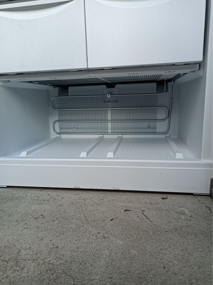 八6745【配送設置料金込み】DAIREI 冷凍庫 472L SD-521 SD-521