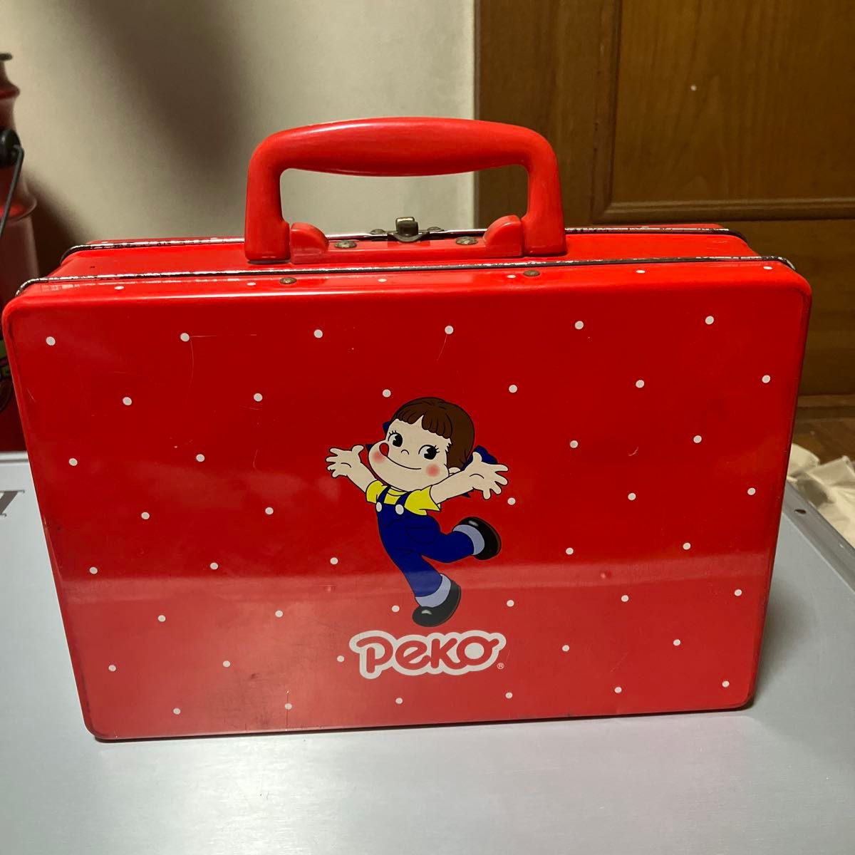 希少】ペコちゃん 菓子缶 トランクケース 不二家 昭和レトロ 缶ケース