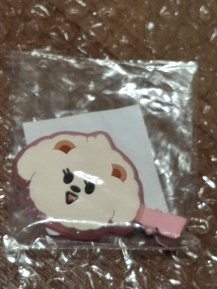 TXT ボムギュ プルバトゥ バムグッ ヘアクリップ カプセルトイ ACT