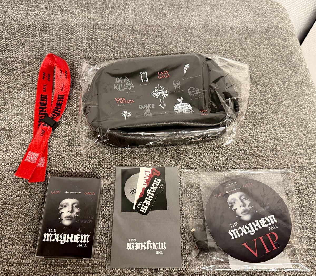 LADY GAGA VIPグッズ リストバンド付きMayhem メイヘム｜Yahoo!フリマ