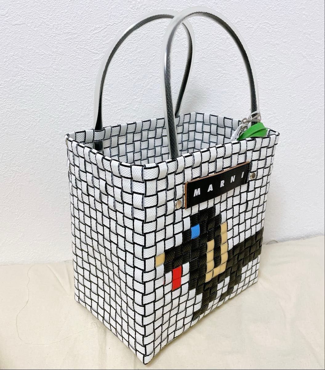 新品・未使用】マルニマーケット アニマルバスケット 犬 ダックス かご