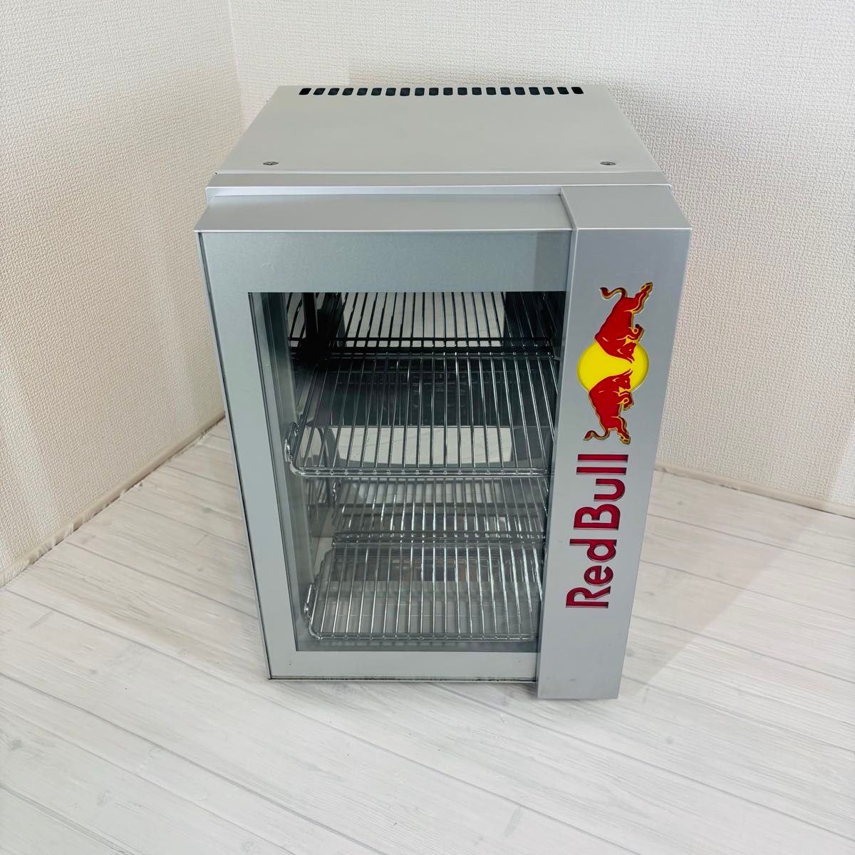 非売品】 RedBull 冷蔵庫 ショーケース RB-BC2020 訳あり レッドブル