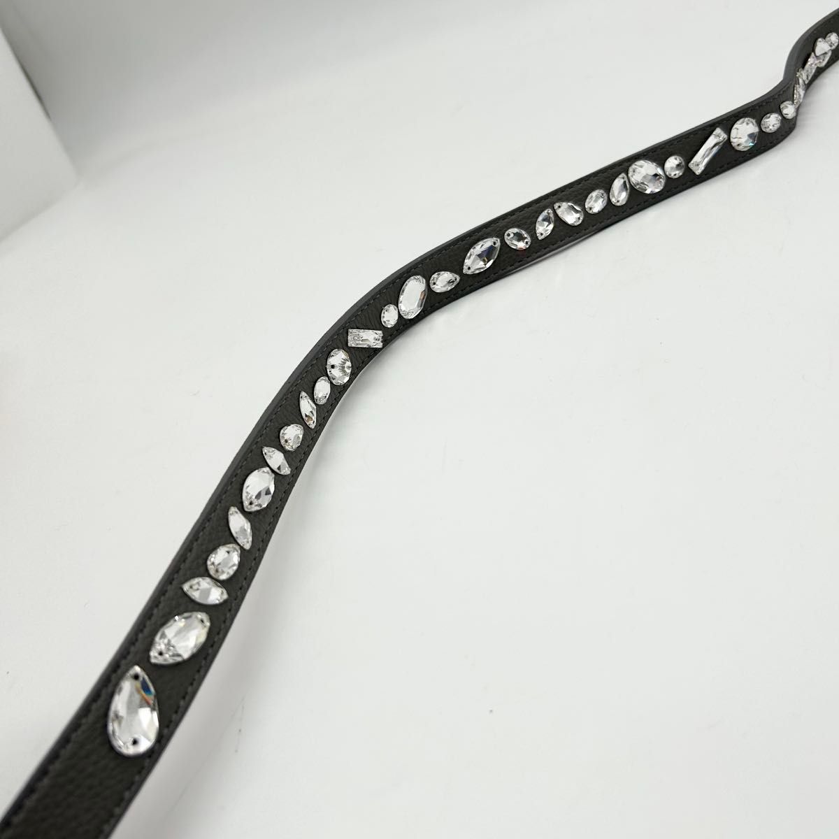 未使用級 A D M J ショルダーストラップ クリスタル ビジュー レザー