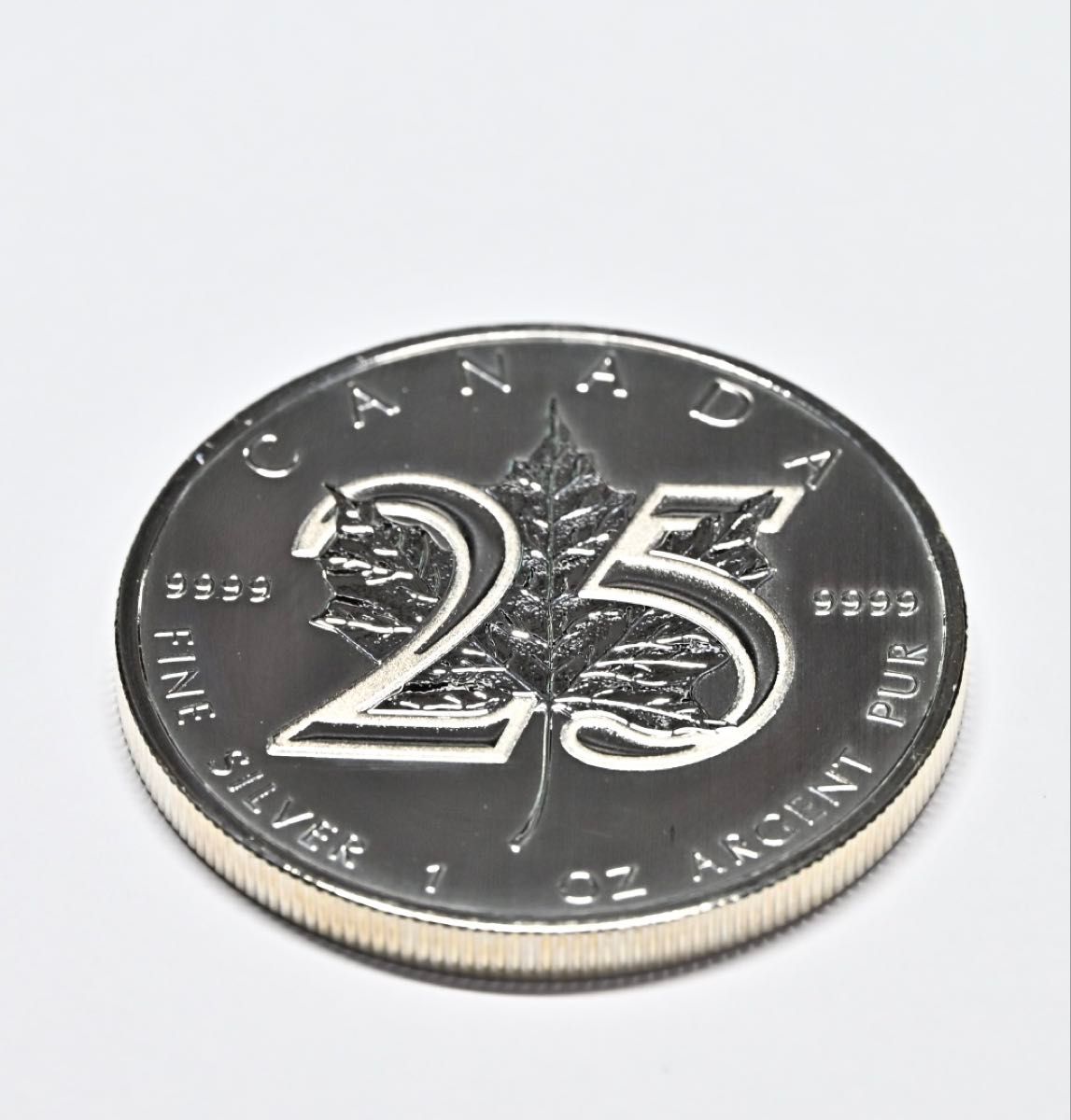カナダ メイプルリーフ 25周年記念 2013年 1オンス銀貨 純銀 99 99