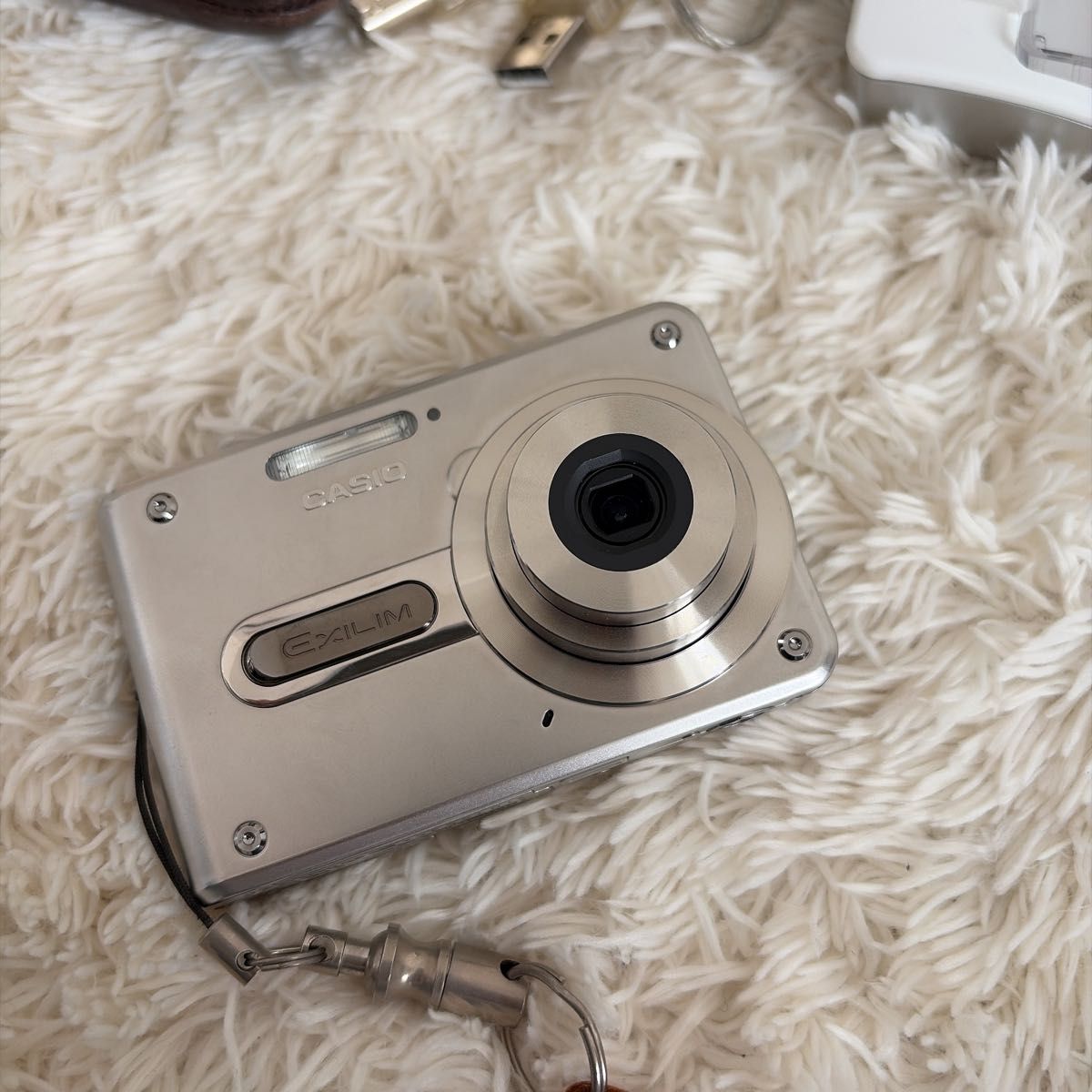 CASIO EXILIM EX-S100 デジタルカメラ 動作確認済｜Yahoo!フリマ（旧