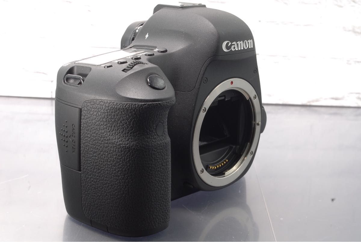Canon EOS 6D ダブルズームキット 望遠レンズ スマホ転送OK 美品 Wi-Fi