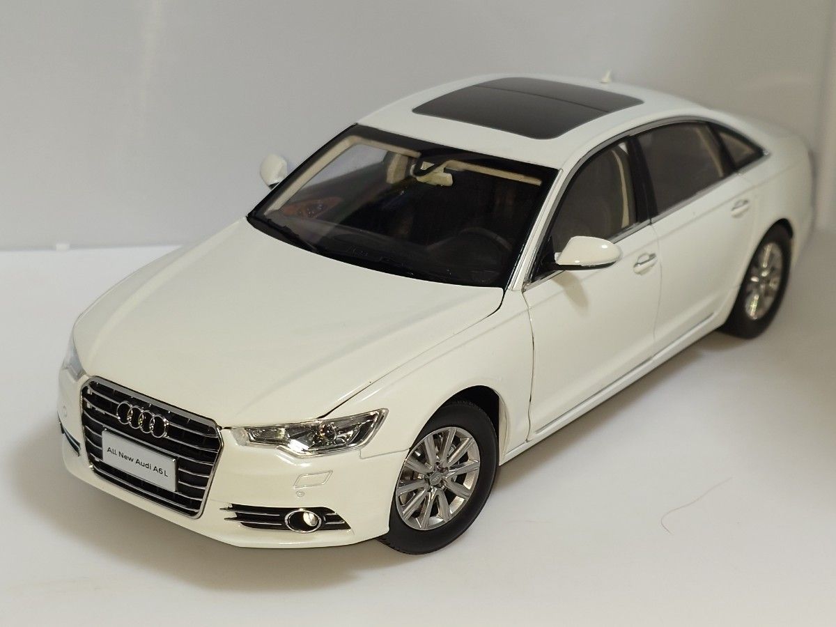 希少 海外流通品 Audi A6L 1/18 ミニカー ホワイト｜Yahoo!フリマ（旧