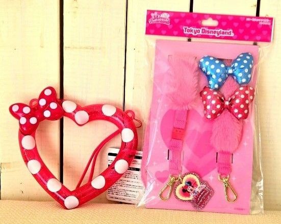 ミニーのファンダーランド スマートフォンアクセサリーストラップ付き