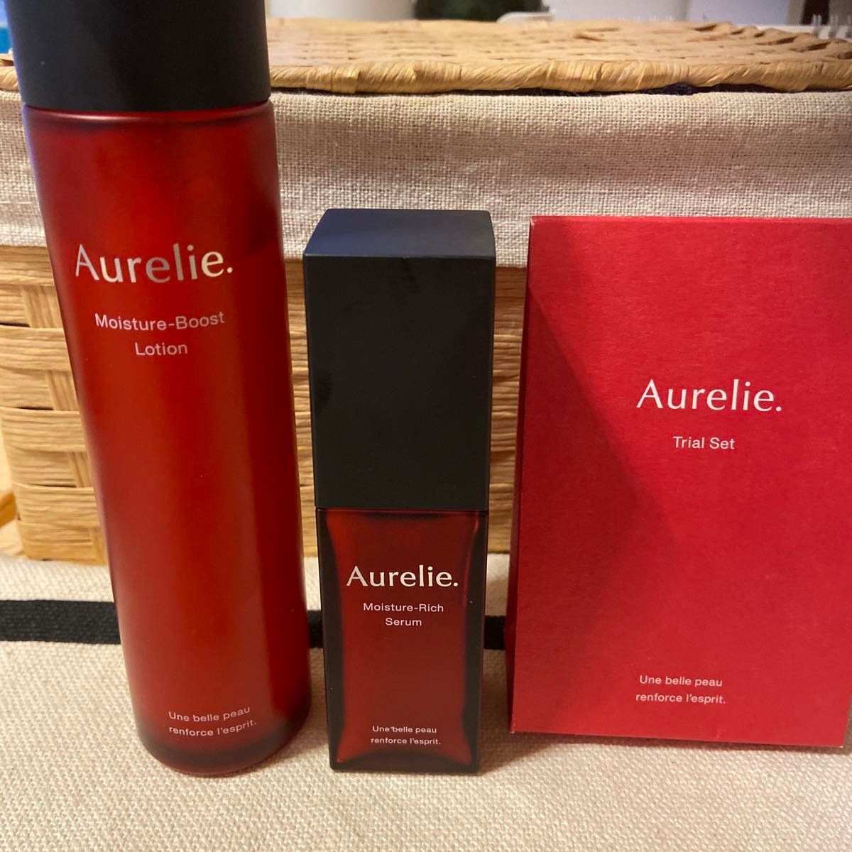Aurelie モイスチャーブースト ローション & セラム セット Aurelie