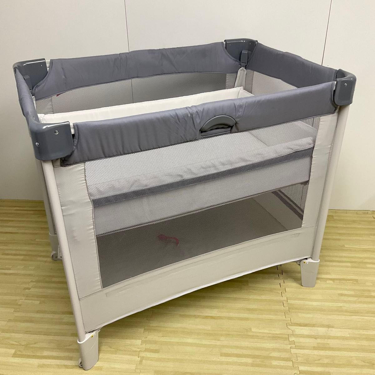 綺麗 アップリカ ベビーベッド ココネルエアー AB グレーベアー｜Yahoo