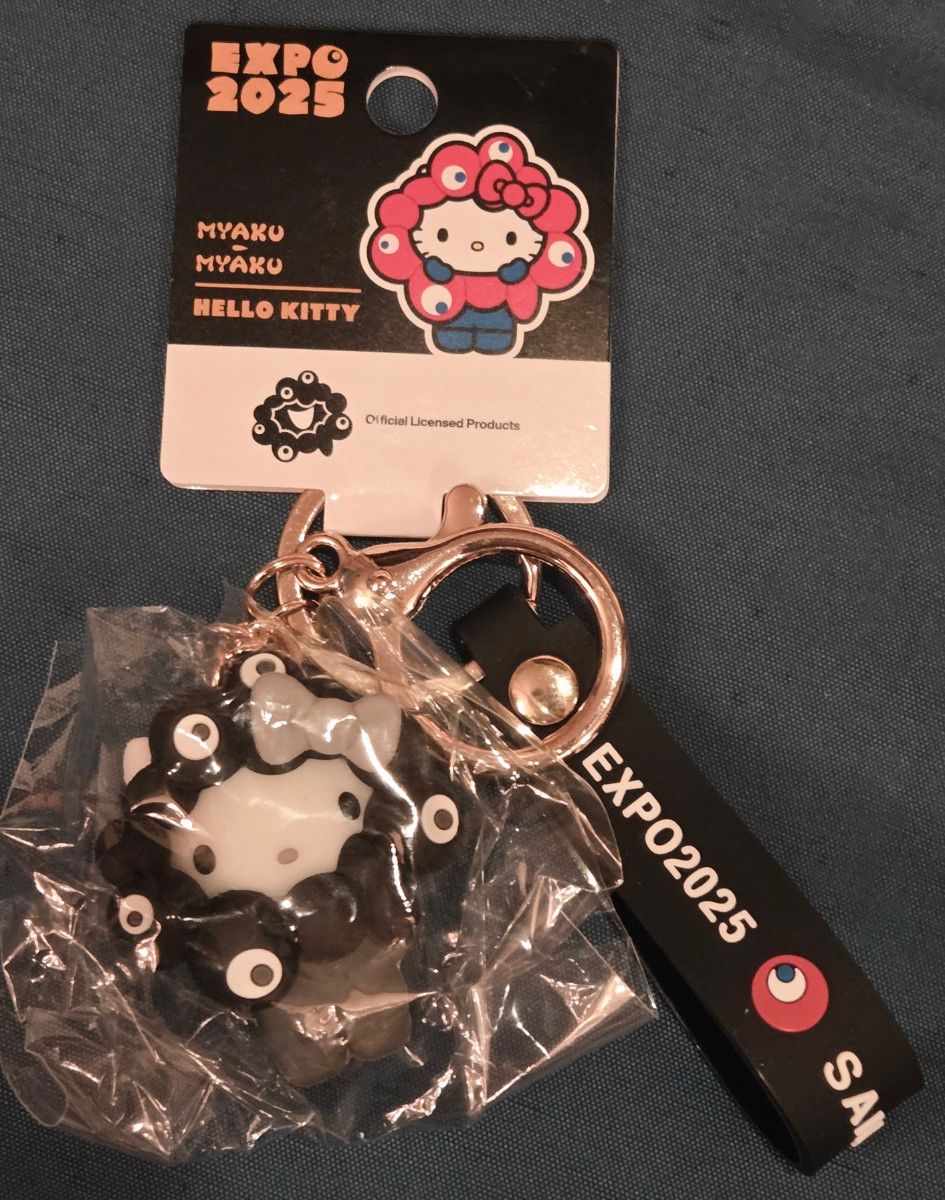 黒 ミャクミャク 立体マスコットストラップ なりきりキーホルダー