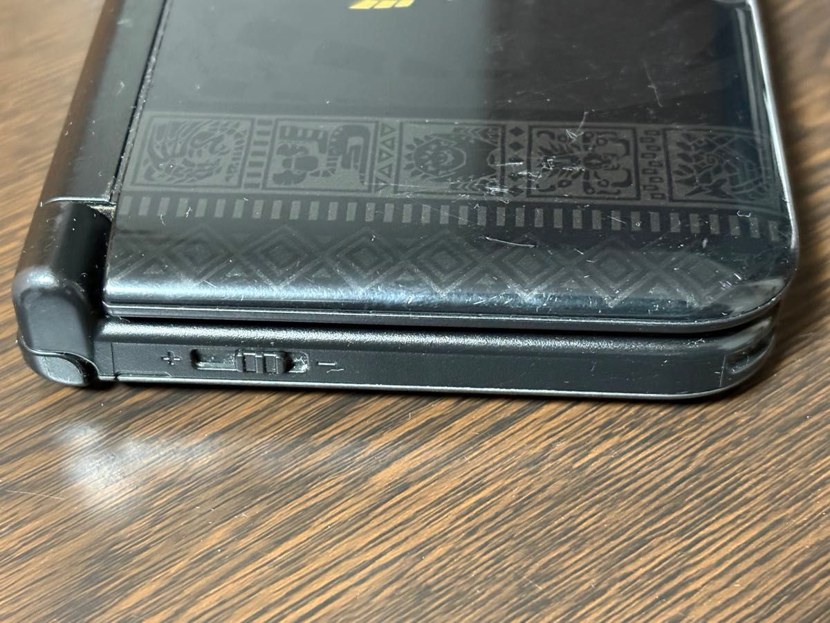ニンテンドー3DSLL モンスターハンター4 Nintendo スペシャルパック